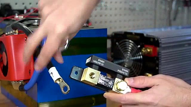 Victron Energy 500A Smart Shunt (Beginner Friendly)