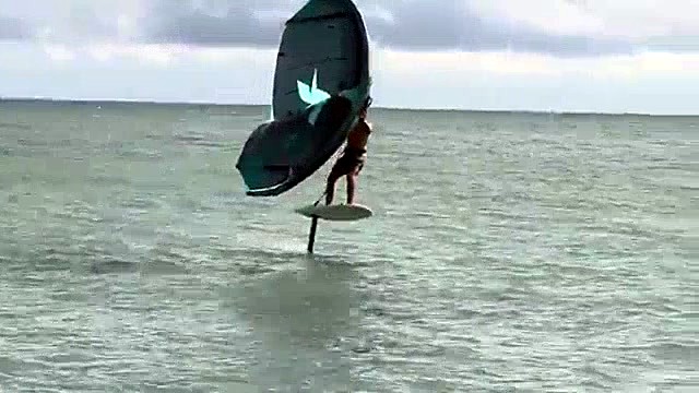 Meeting up with James and testing a new hydrofoil